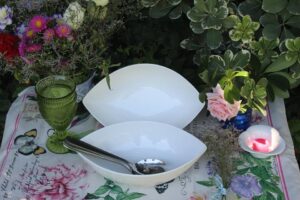 ENSALADERA OVAL HOJA 28 cm G